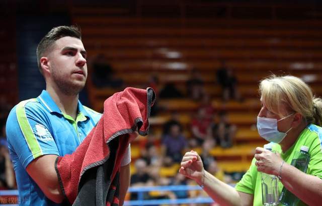 跌宕起伏 跌宕起伏