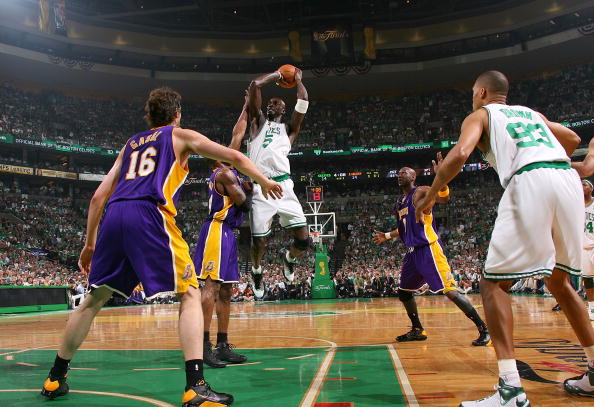 更因为他的 更因为他的