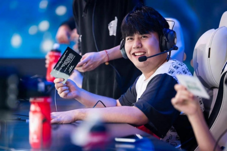 却放大了每 却放大了每